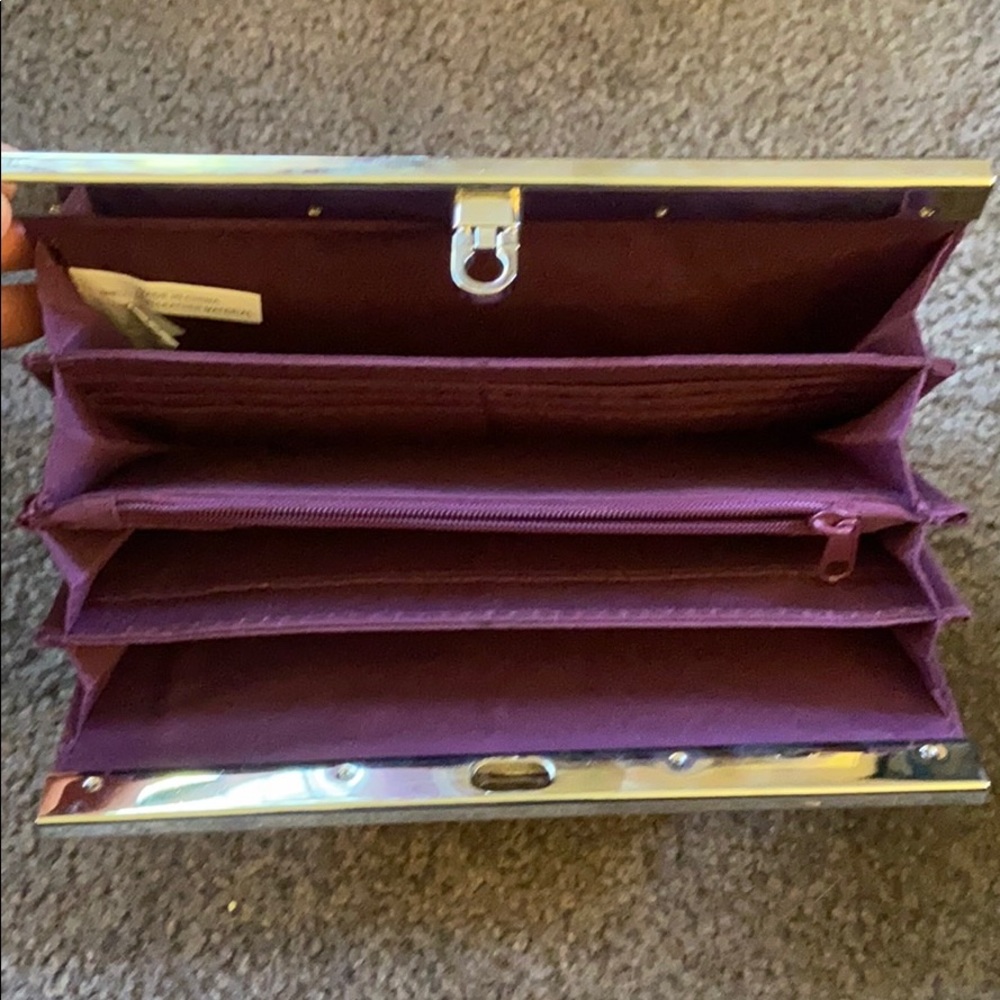 Wallet - Picture 2 of 4